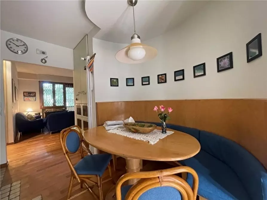 Immagine 5 di Appartamento in vendita  a Firenze