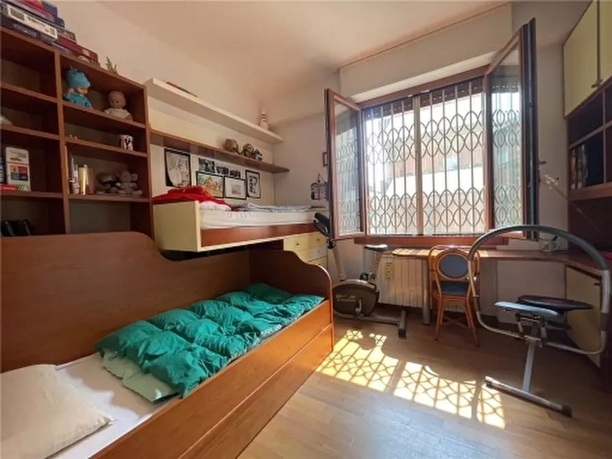 Immagine 14 di Appartamento in vendita  a Firenze