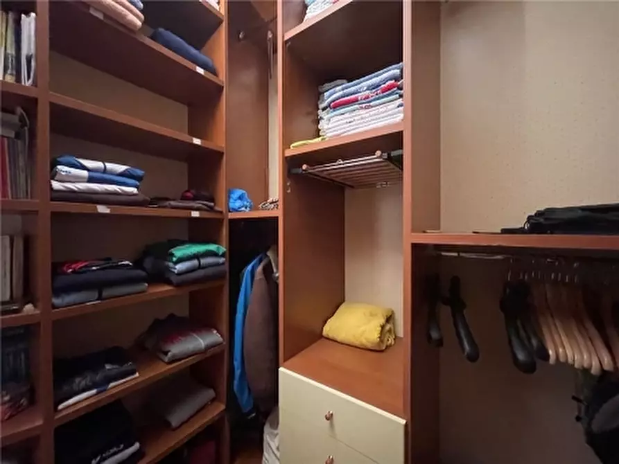 Immagine 26 di Appartamento in vendita  a Firenze