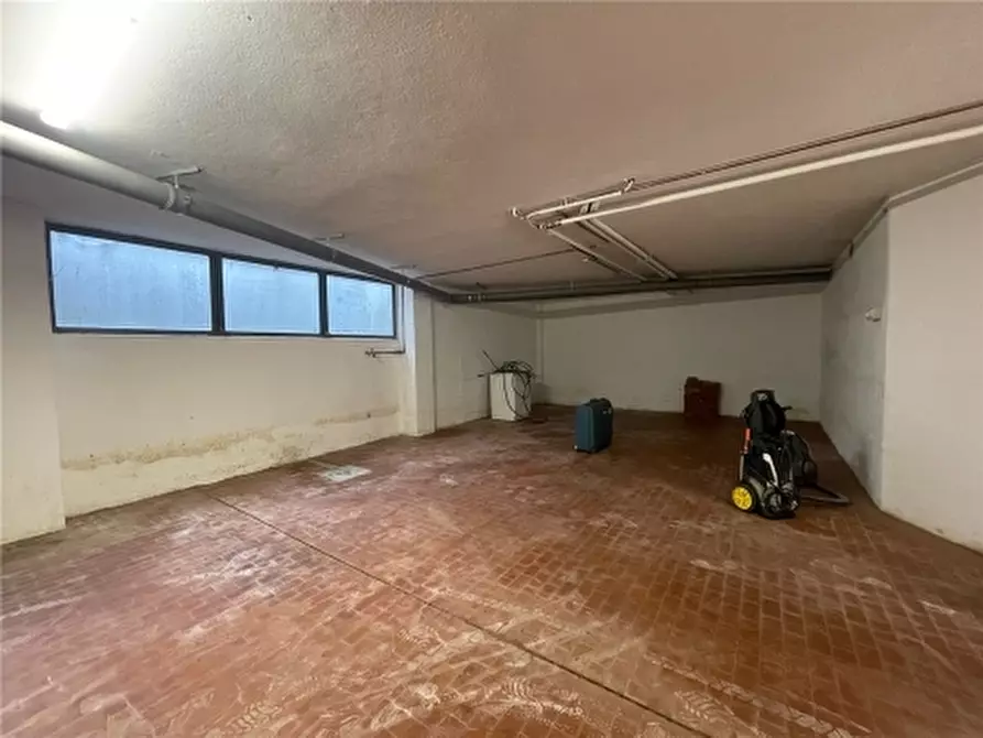 Immagine 39 di Appartamento in vendita  a Firenze