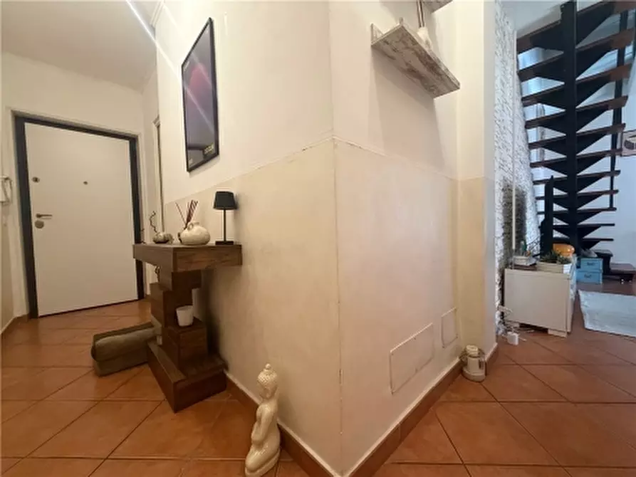 Immagine 9 di Appartamento in vendita  a Firenze