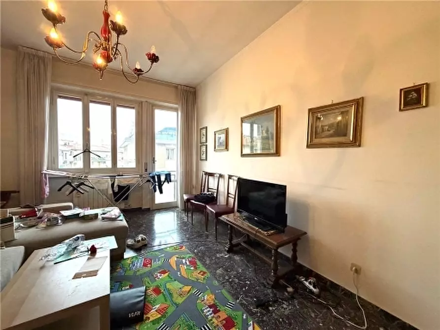 Immagine 2 di Appartamento in vendita  a Firenze