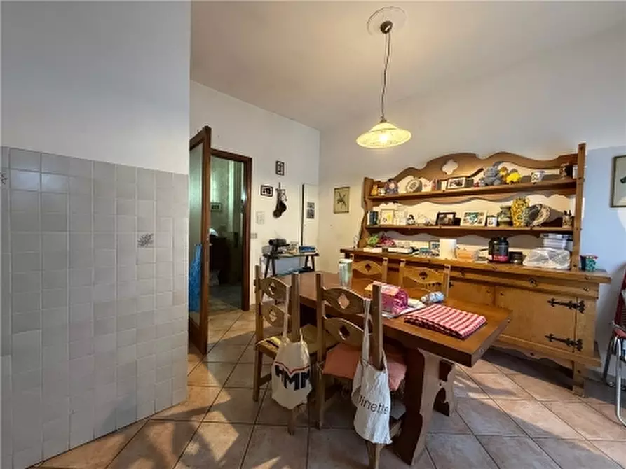 Immagine 6 di Appartamento in vendita  a Firenze