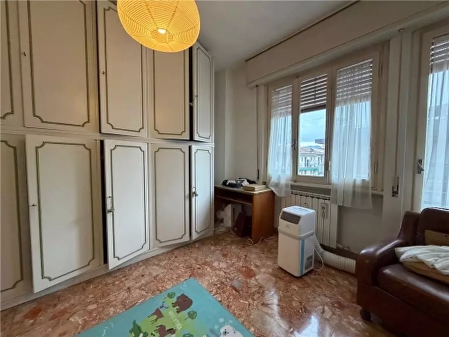 Immagine 16 di Appartamento in vendita  a Firenze