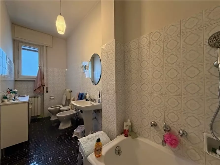 Immagine 19 di Appartamento in vendita  a Firenze