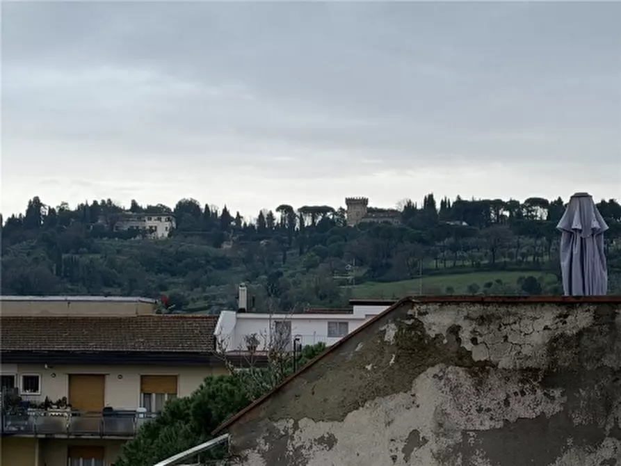 Immagine 22 di Appartamento in vendita  a Firenze