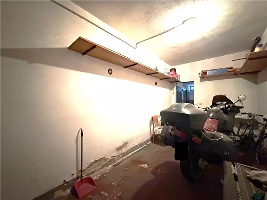 Immagine 29 di Appartamento in vendita  a Firenze