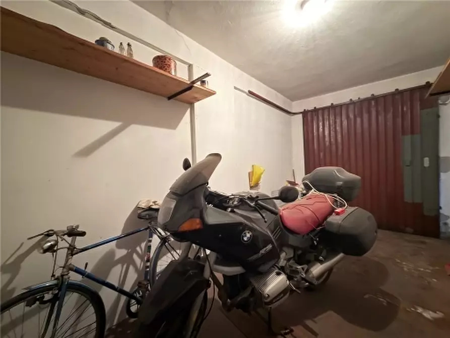 Immagine 31 di Appartamento in vendita  a Firenze