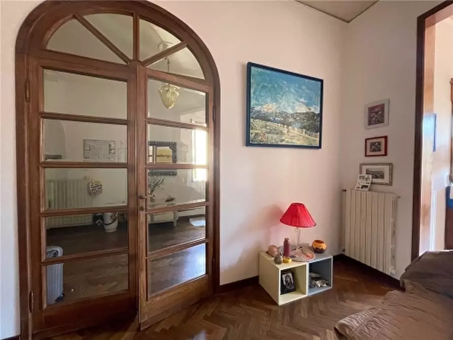 Immagine 7 di Appartamento in vendita  a Firenze