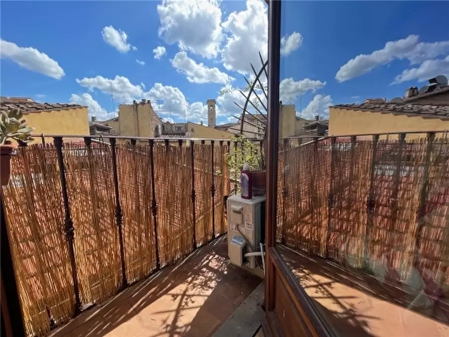 Immagine 14 di Appartamento in vendita  a Firenze