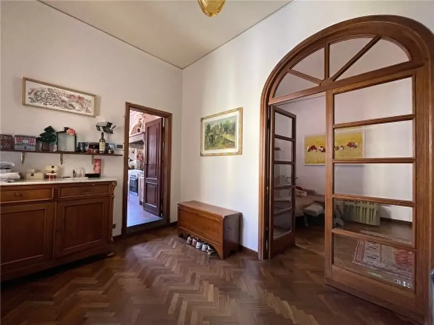 Immagine 18 di Appartamento in vendita  a Firenze