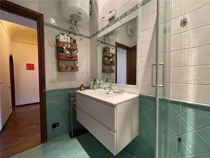 Immagine 31 di Appartamento in vendita  a Firenze