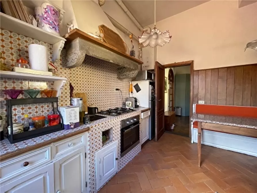 Immagine 35 di Appartamento in vendita  a Firenze