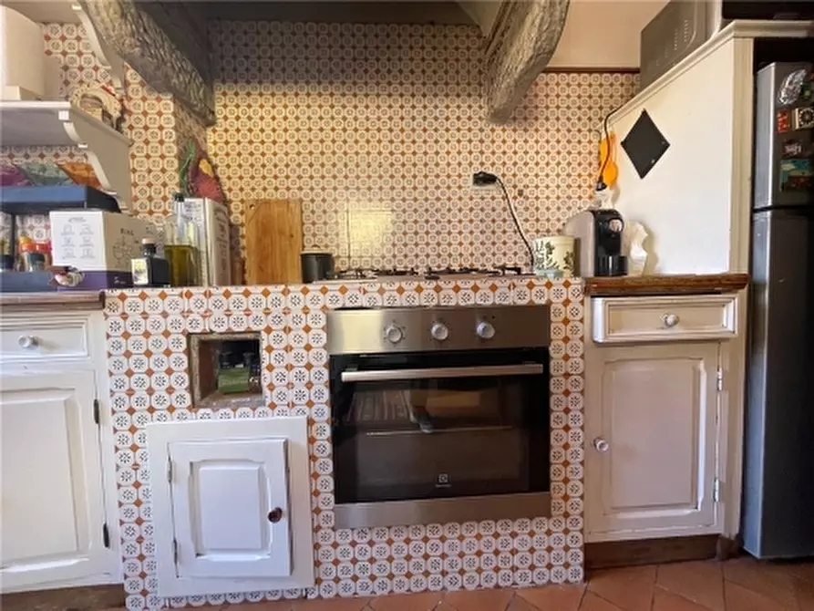 Immagine 37 di Appartamento in vendita  a Firenze