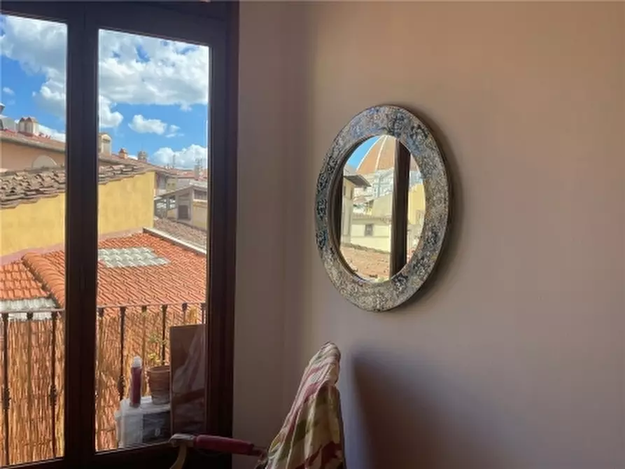 Immagine 44 di Appartamento in vendita  a Firenze