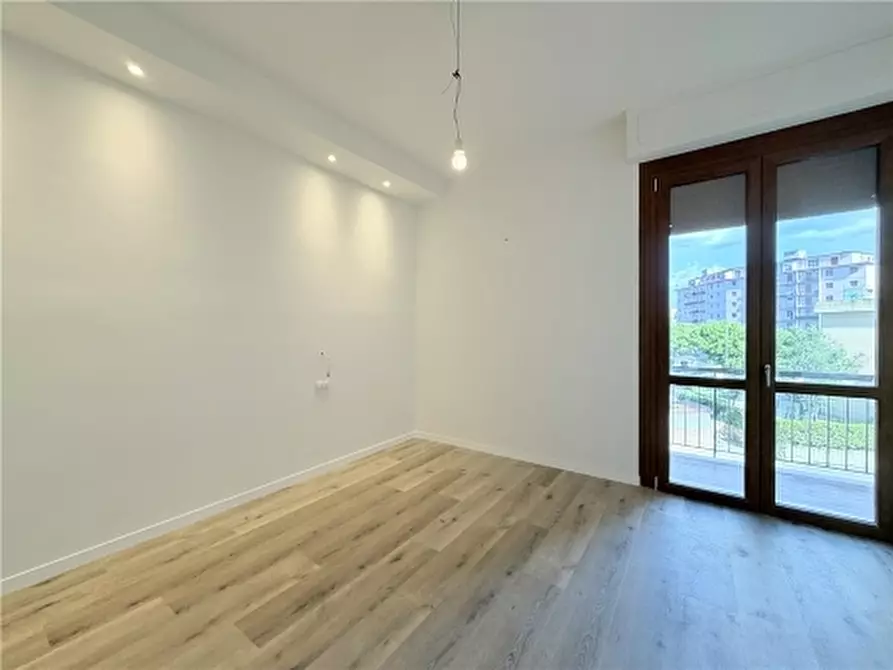 Immagine 3 di Appartamento in vendita  a Scandicci