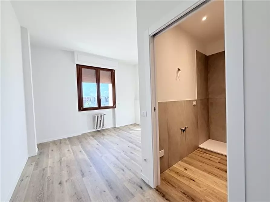 Immagine 9 di Appartamento in vendita  a Scandicci