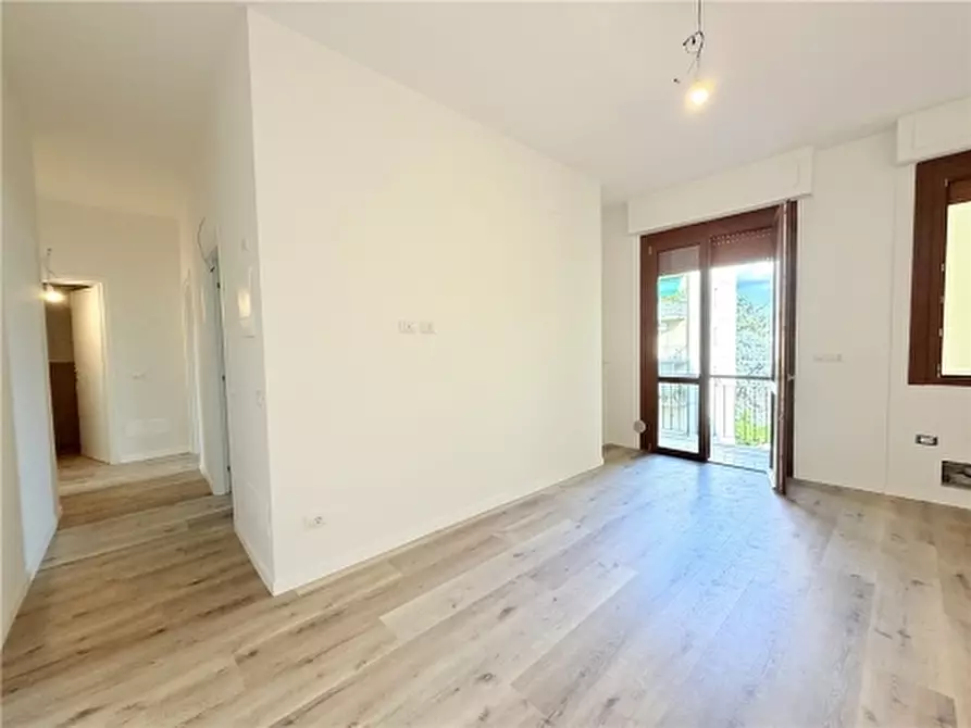 Immagine 22 di Appartamento in vendita  a Scandicci