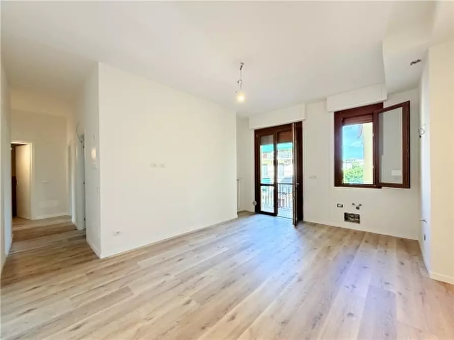 Immagine 23 di Appartamento in vendita  a Scandicci