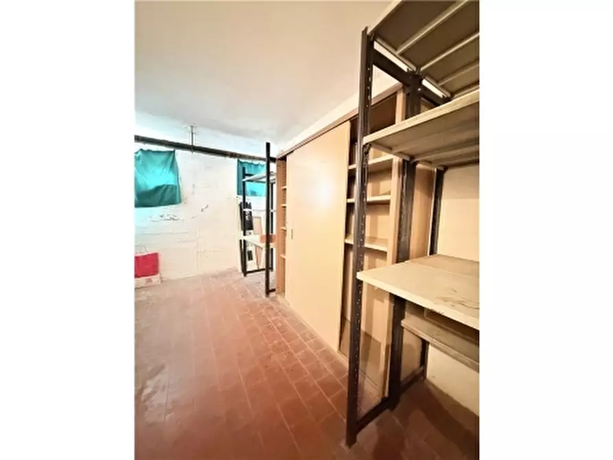 Immagine 27 di Appartamento in vendita  a Scandicci
