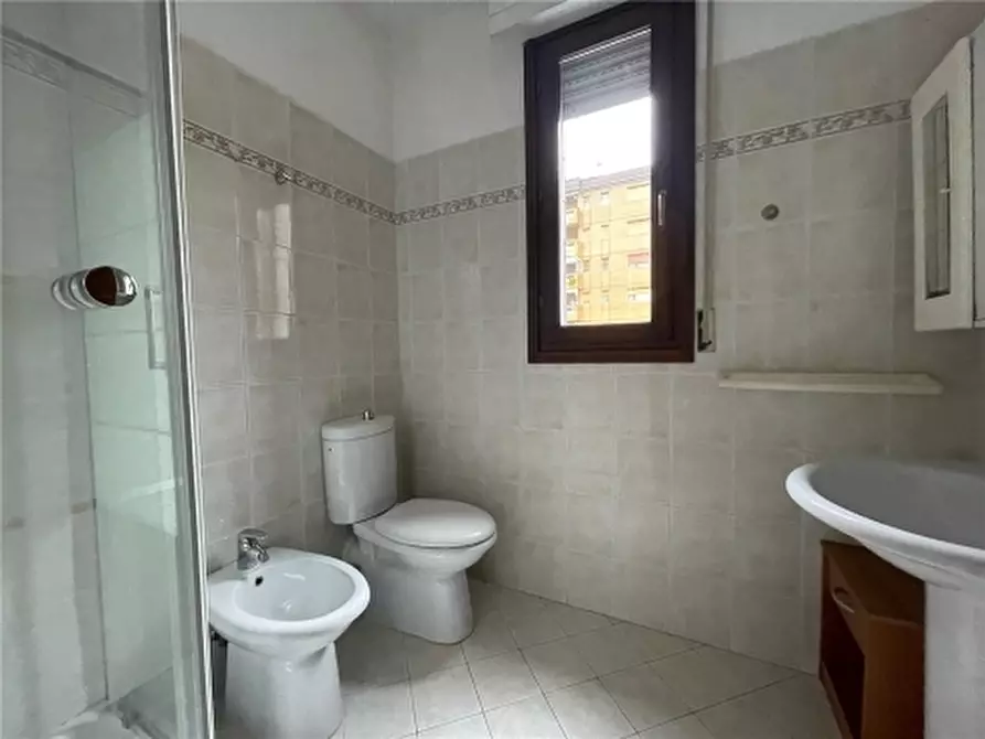 Immagine 28 di Appartamento in vendita  a Firenze