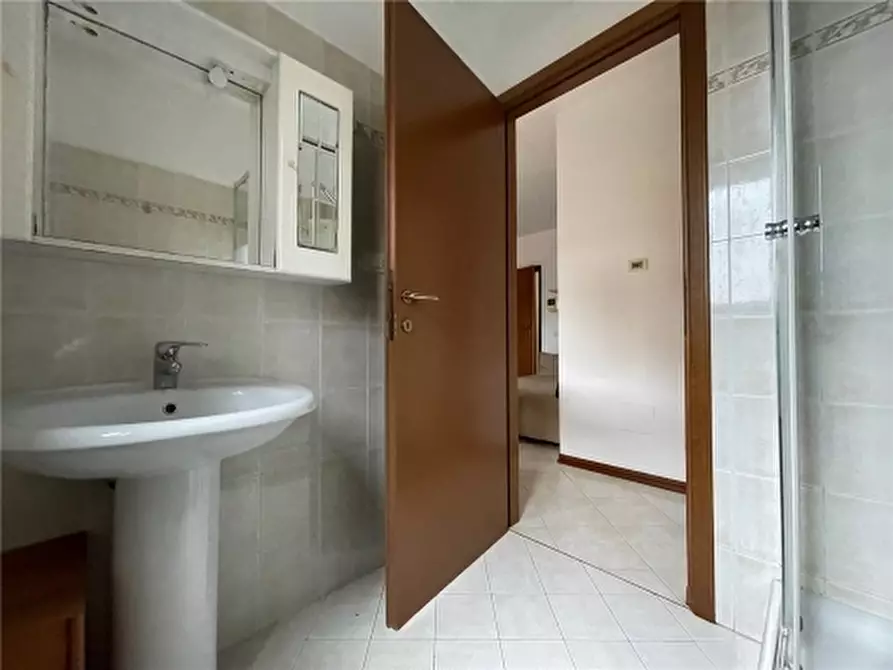 Immagine 35 di Appartamento in vendita  a Firenze