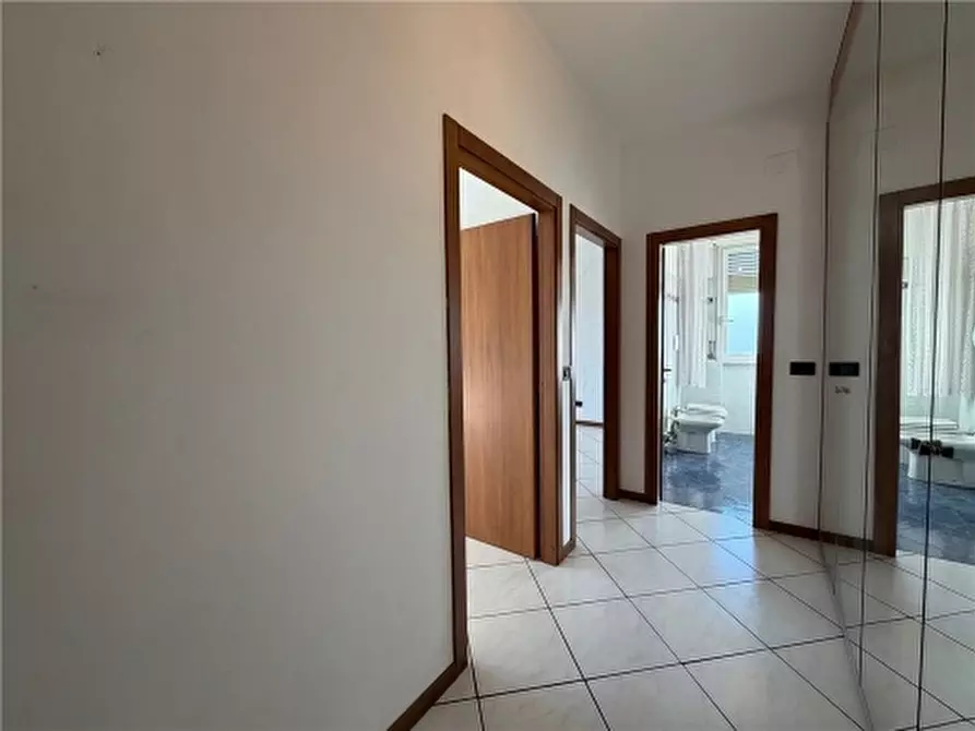 Immagine 19 di Appartamento in vendita  a Firenze