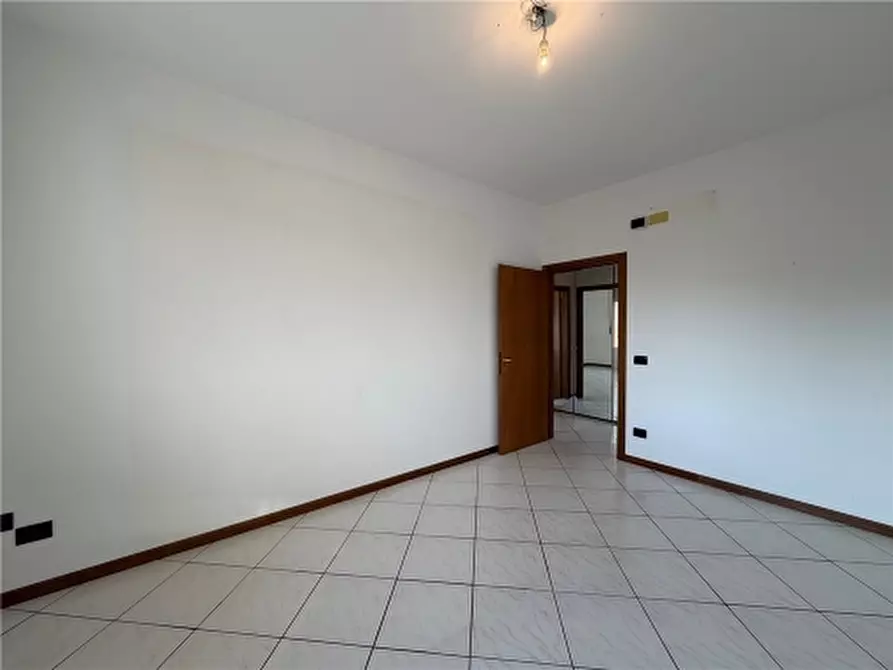 Immagine 24 di Appartamento in vendita  a Firenze