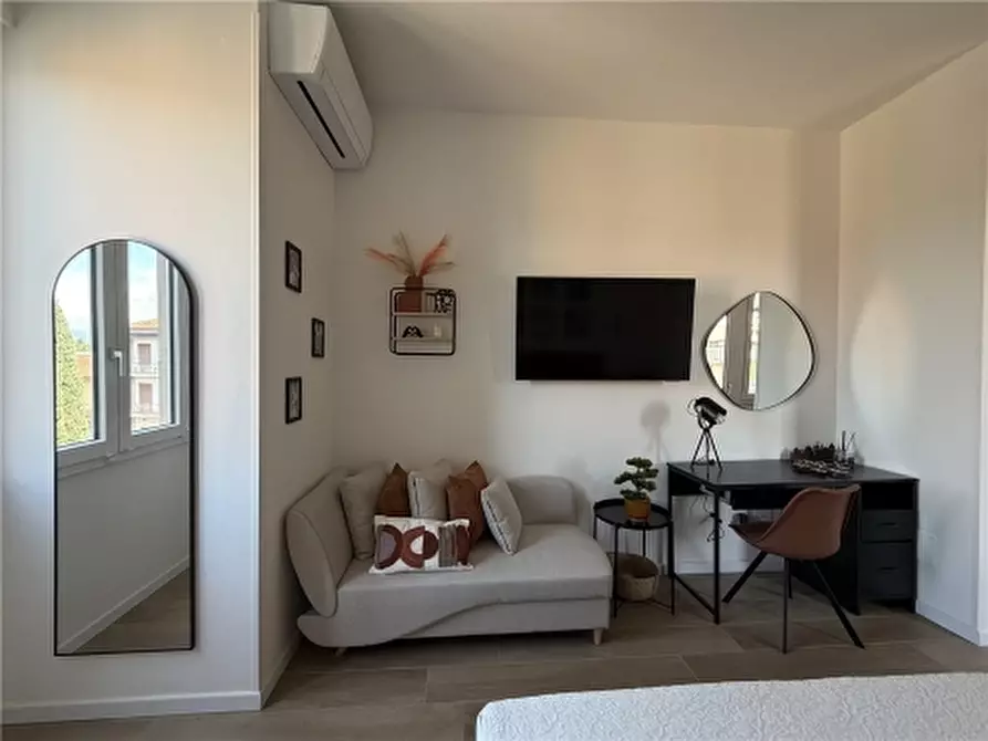 Immagine 3 di Appartamento in vendita  a Firenze