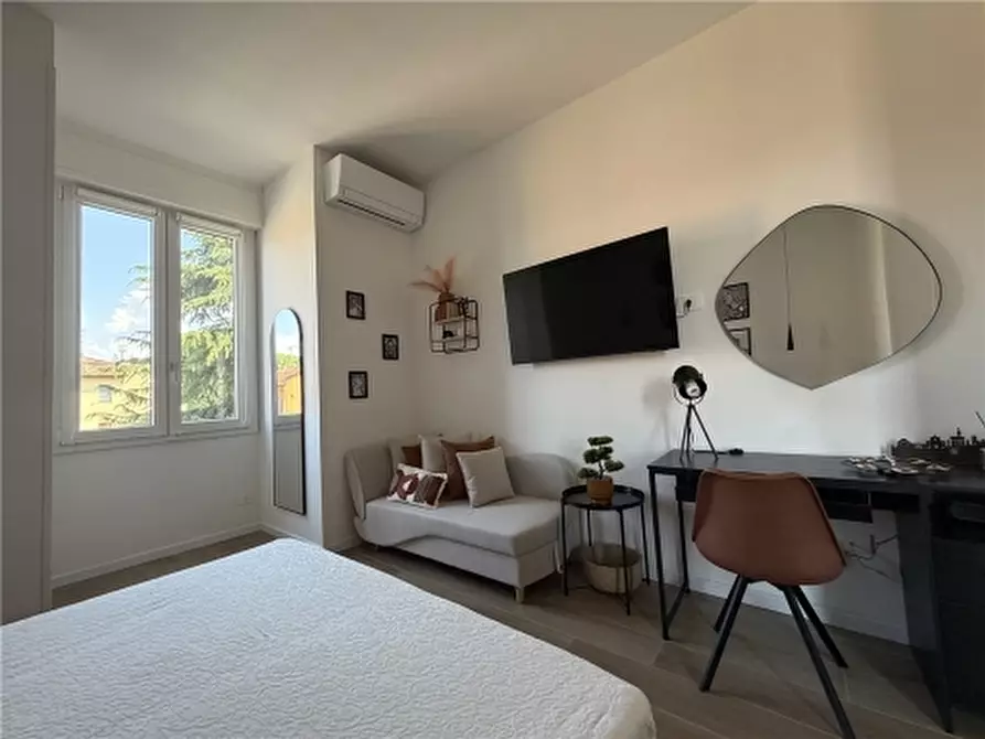 Immagine 8 di Appartamento in vendita  a Firenze