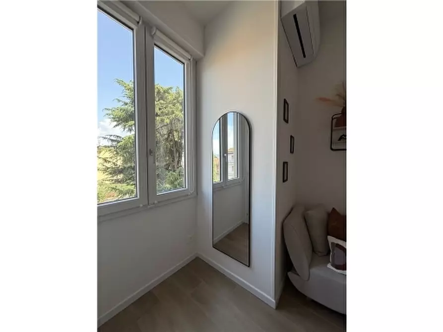 Immagine 10 di Appartamento in vendita  a Firenze