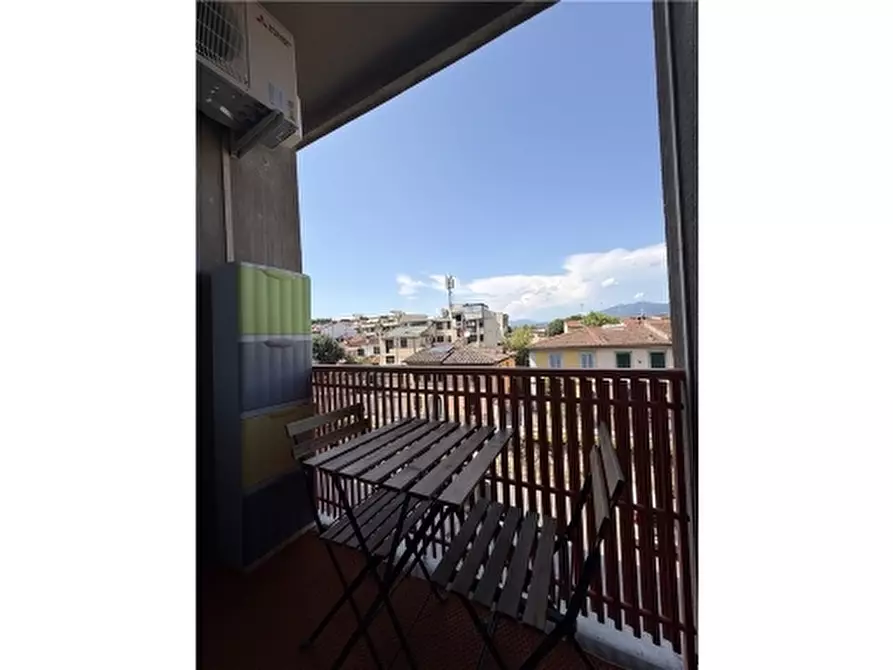 Immagine 18 di Appartamento in vendita  a Firenze