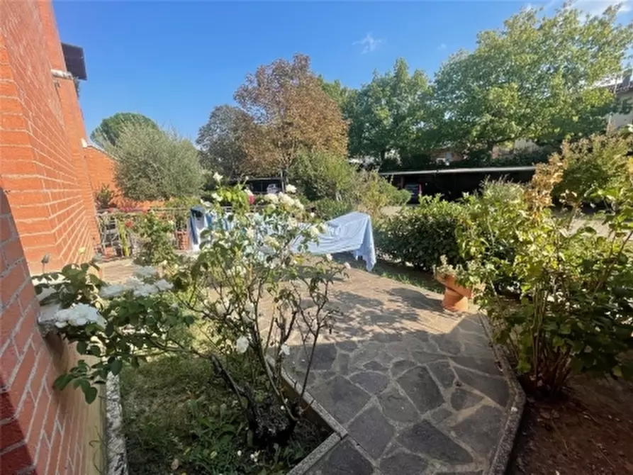 Immagine 1 di Appartamento in vendita  a Firenze