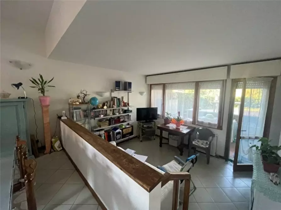 Immagine 2 di Appartamento in vendita  a Firenze