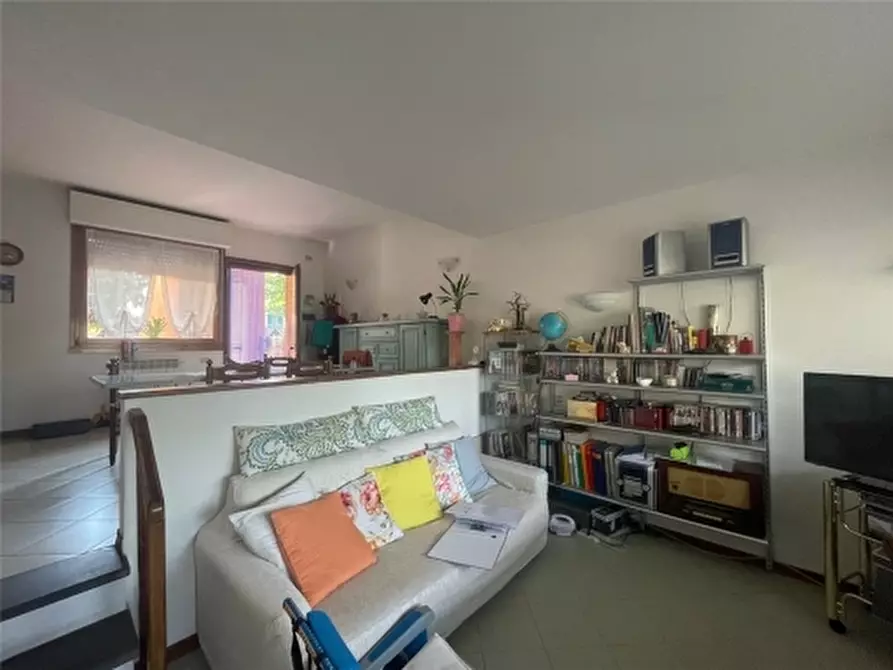 Immagine 3 di Appartamento in vendita  a Firenze