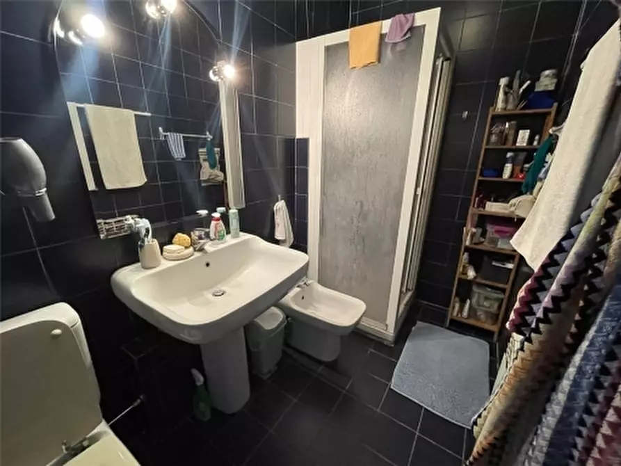 Immagine 13 di Appartamento in vendita  a Firenze