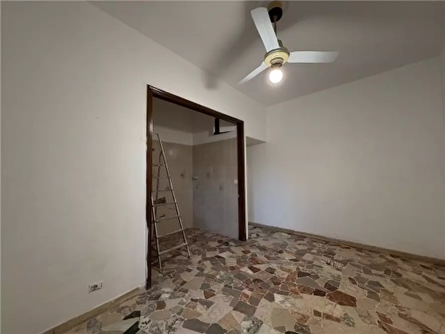 Immagine 35 di Appartamento in vendita  a Firenze