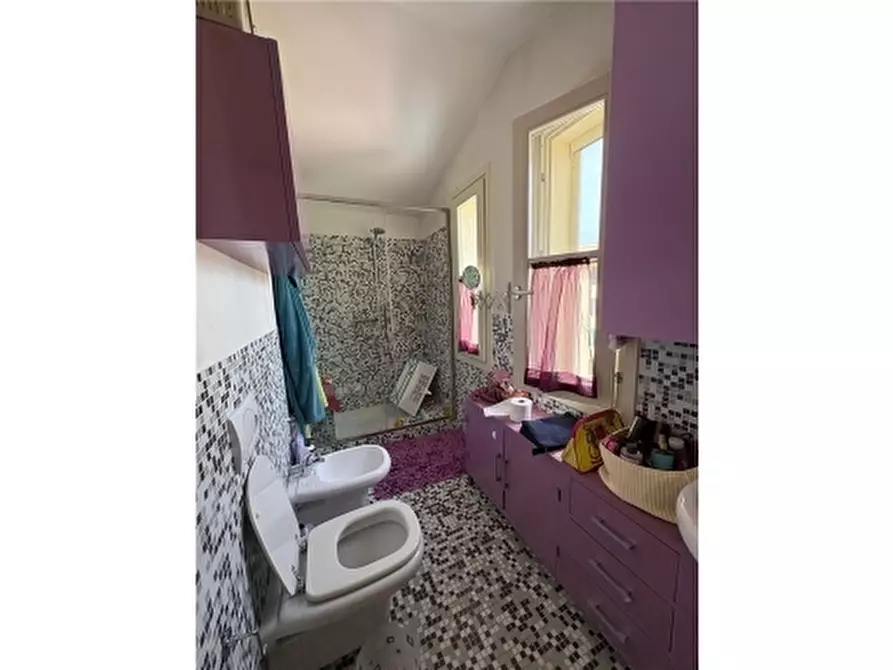 Immagine 19 di Appartamento in vendita  a Firenze