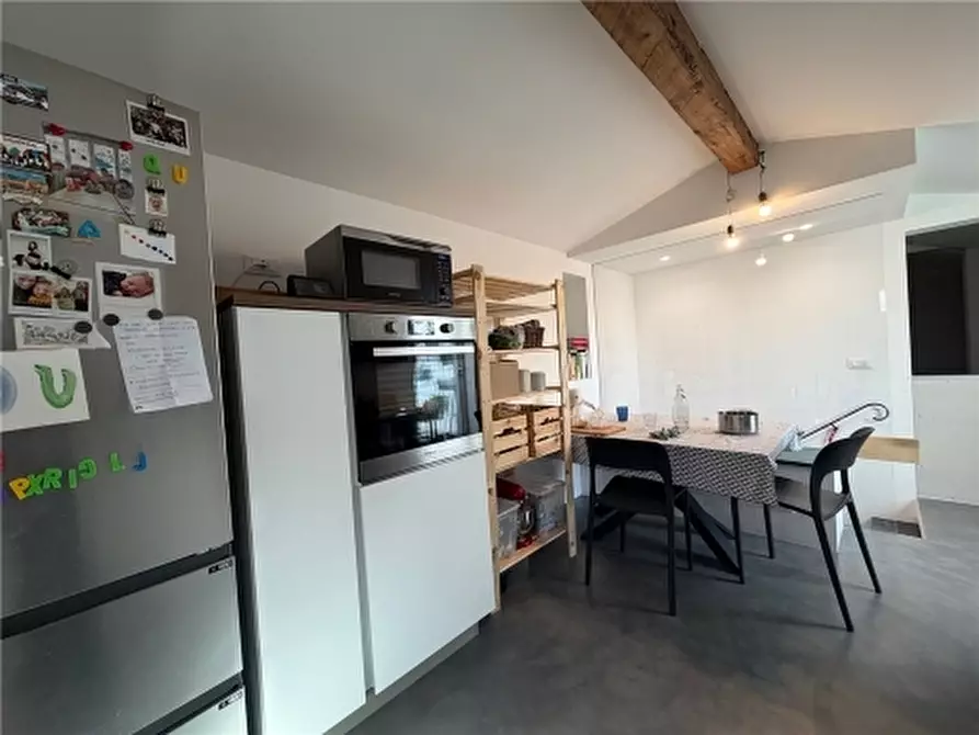 Immagine 8 di Appartamento in vendita  a Firenze