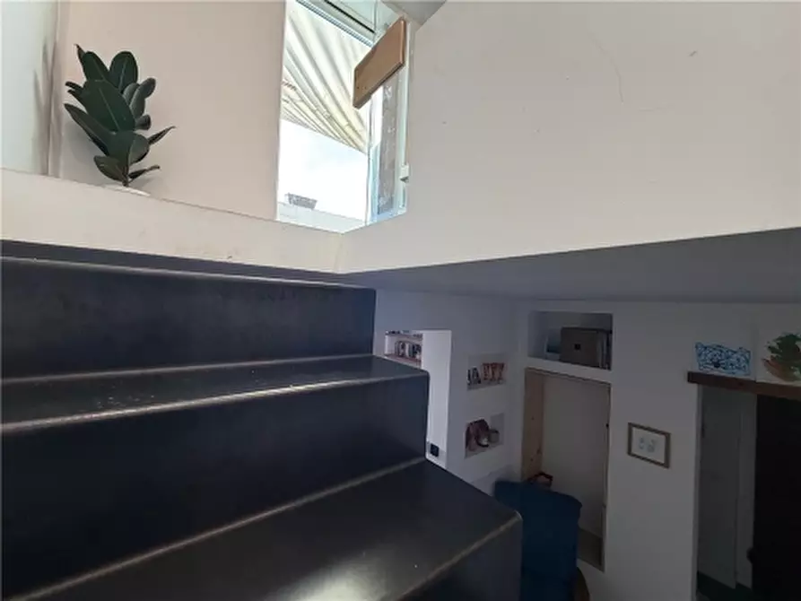 Immagine 10 di Appartamento in vendita  a Firenze