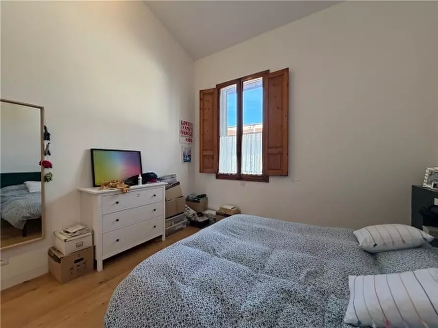 Immagine 12 di Appartamento in vendita  a Firenze