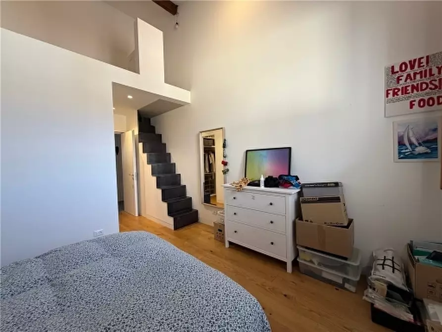 Immagine 14 di Appartamento in vendita  a Firenze