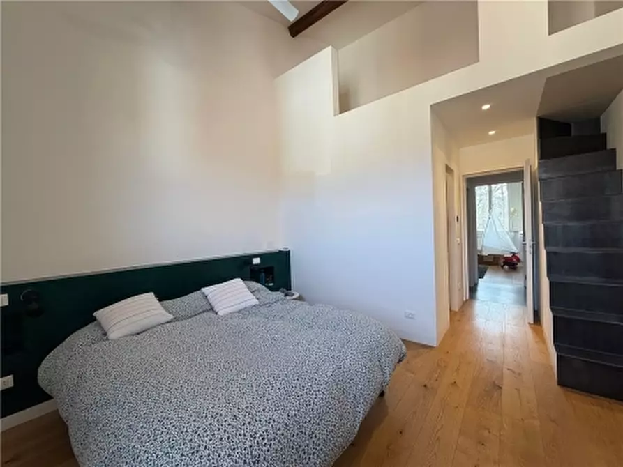 Immagine 15 di Appartamento in vendita  a Firenze