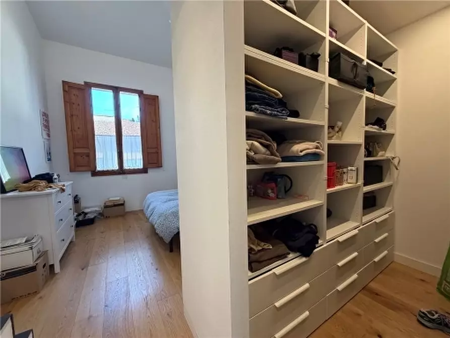 Immagine 16 di Appartamento in vendita  a Firenze