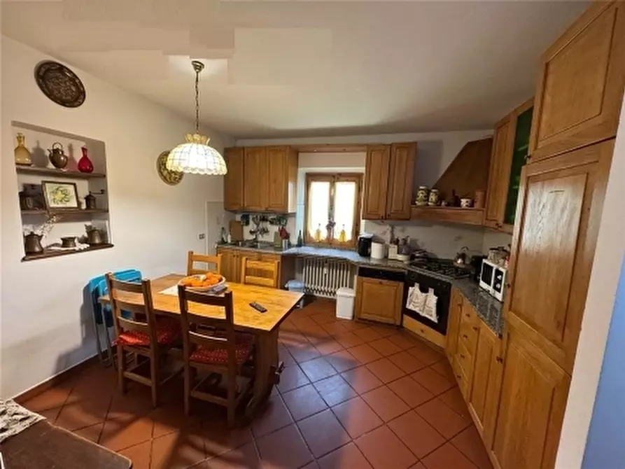 Immagine 4 di Appartamento in vendita  a Signa