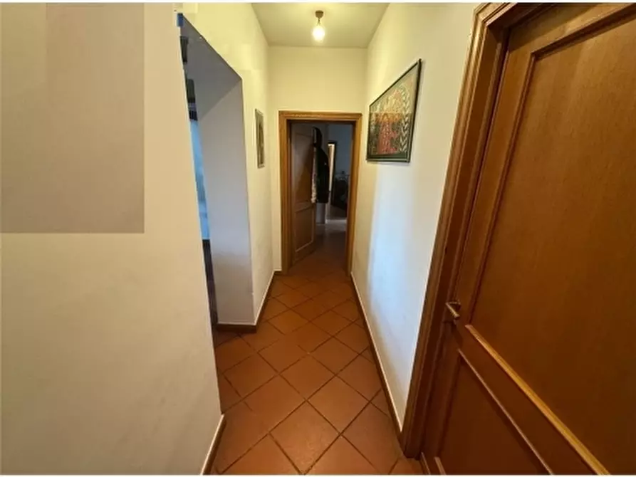 Immagine 8 di Appartamento in vendita  a Signa