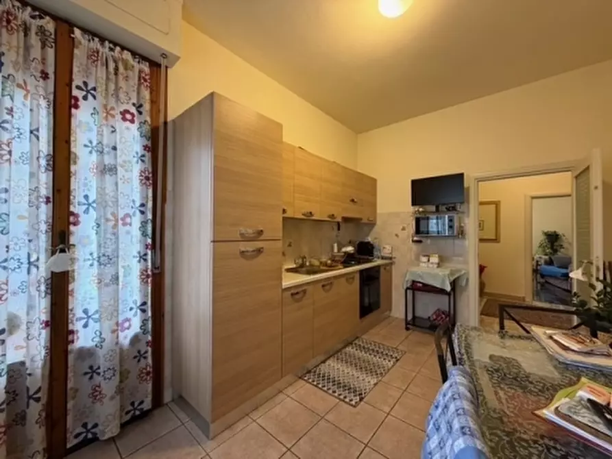 Immagine 13 di Appartamento in vendita  a Firenze