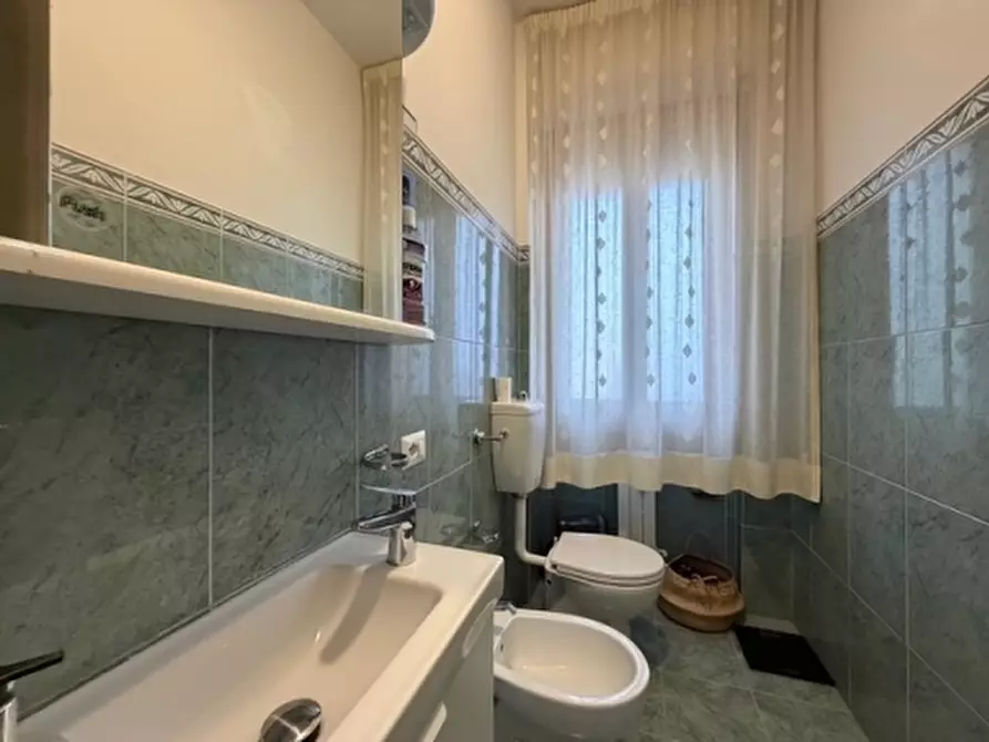 Immagine 31 di Appartamento in vendita  a Firenze