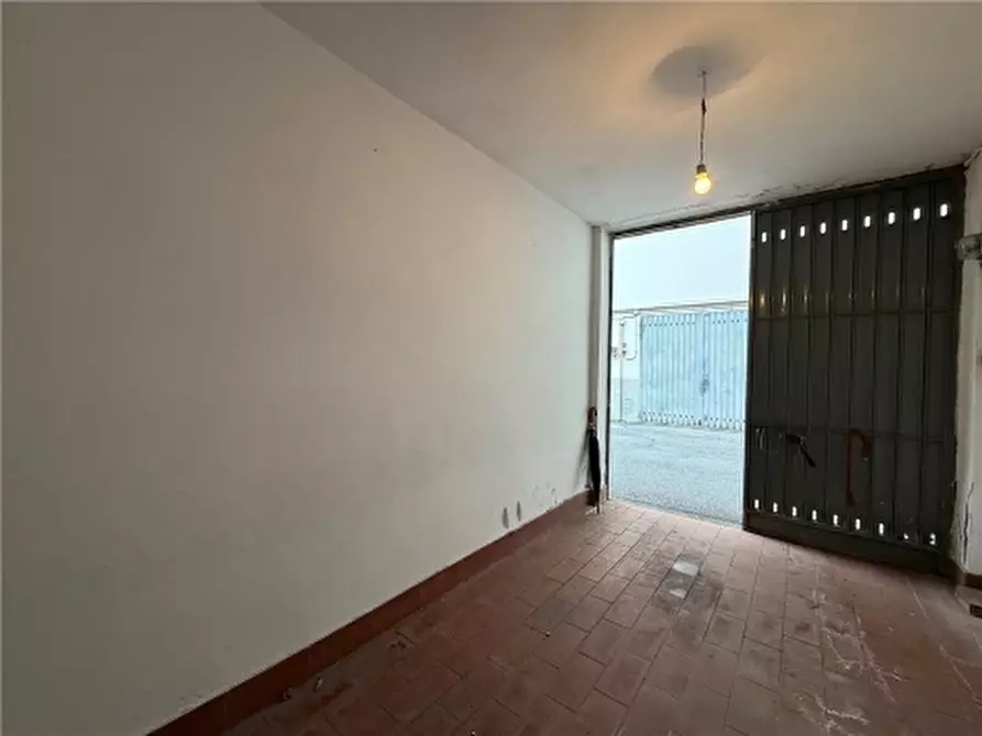 Immagine 38 di Appartamento in vendita  a Firenze