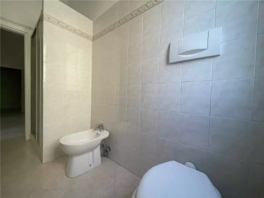 Immagine 6 di Appartamento in vendita  a Scandicci